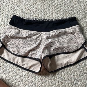 Lululemon speed up shorts size 6
